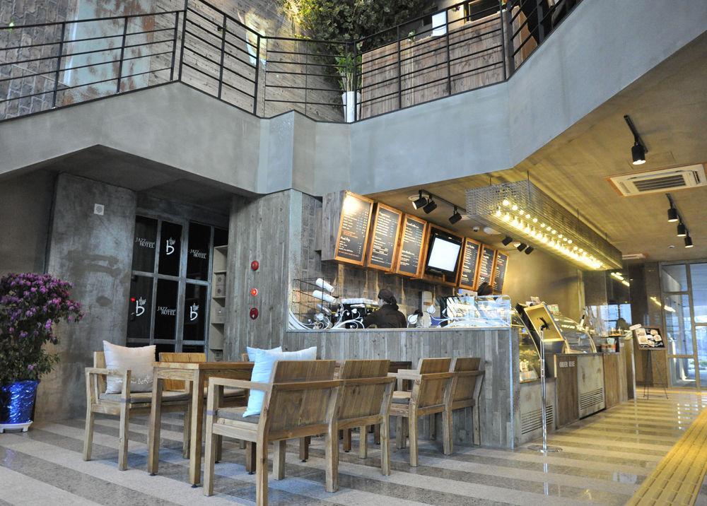 Jeonju Jazz Around Hotel Bagian luar foto