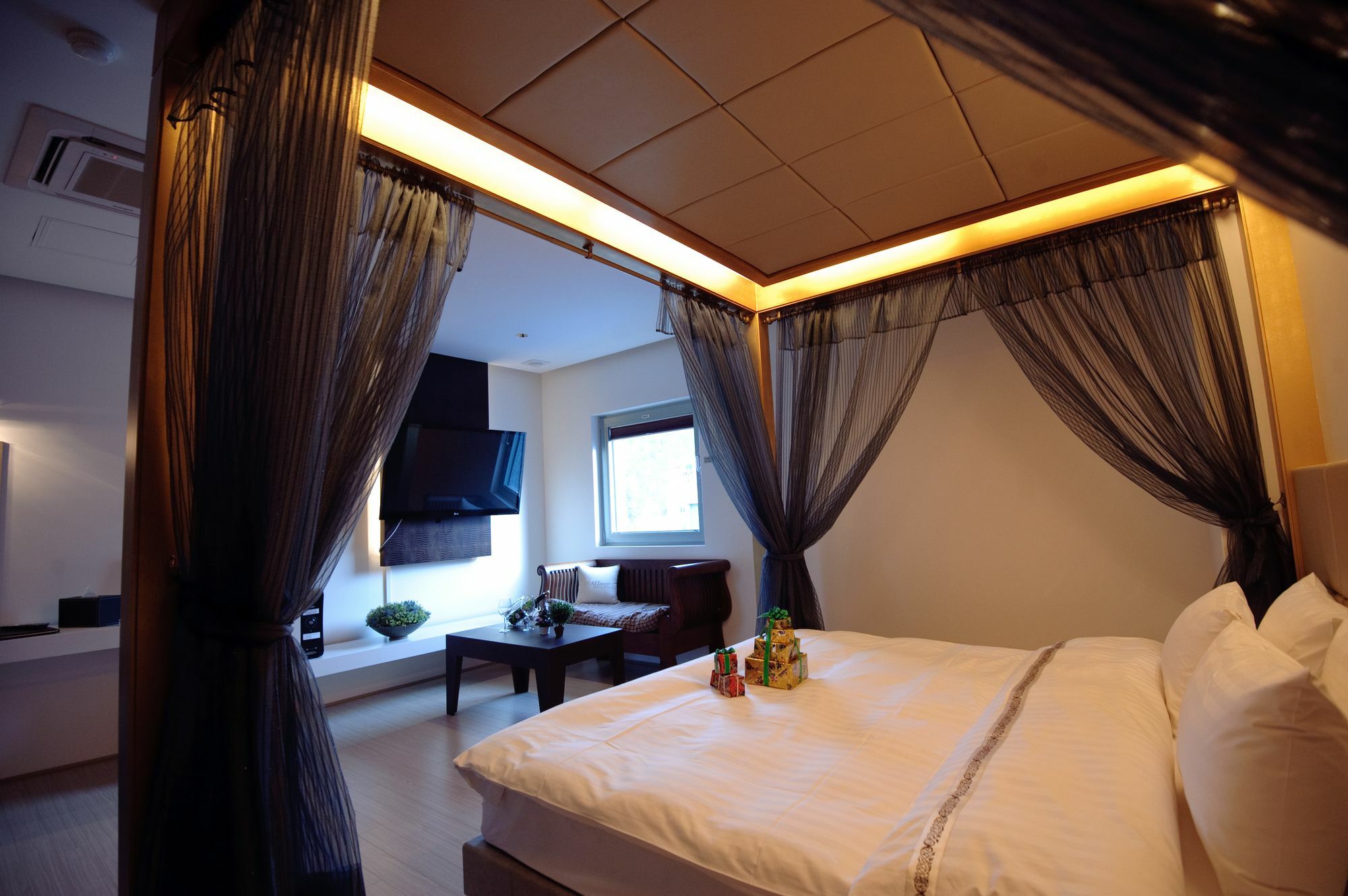 Jeonju Jazz Around Hotel Bagian luar foto